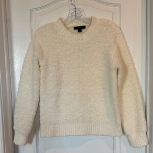 NWT Ann Taylor Cozy Cream Boucle Sweater